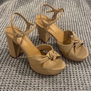 Marc Fisher Tan Knot Platform Sandals